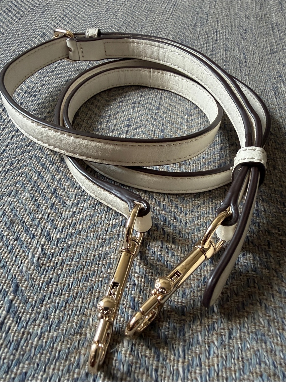 Coach White/Ivory Leather Replacement Strap with Gold Hardware - Picture 6 of 16